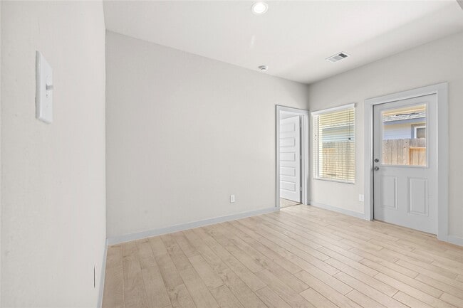 Building Photo - 19027 Rising Mesquite St