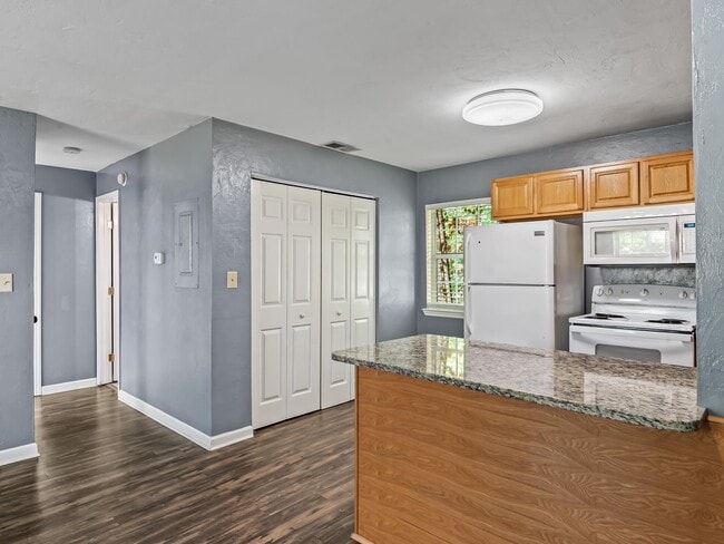 Building Photo - 502 McKeithan St