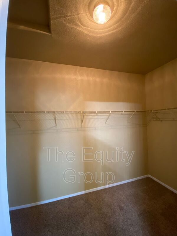 Building Photo - 2672 Tamas Ct