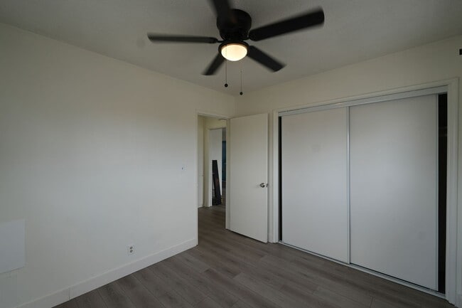 Building Photo - 924 W. 226TH