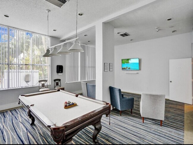 Building Photo - 11930 N Bayshore Dr