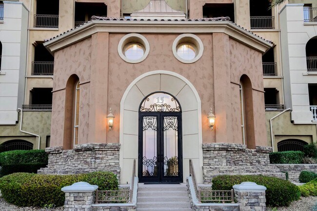 Building Photo - 15 Via Mantova