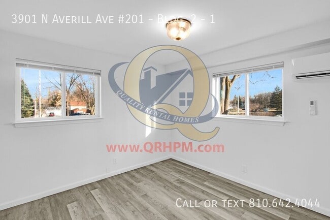 Building Photo - 3901 N Averill Ave