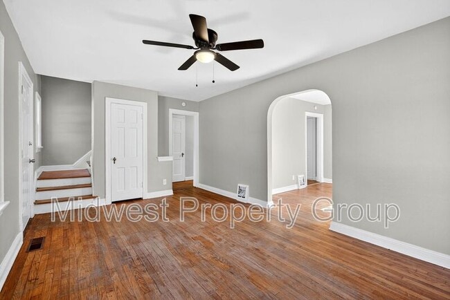 Building Photo - 46 N Harvey Ave