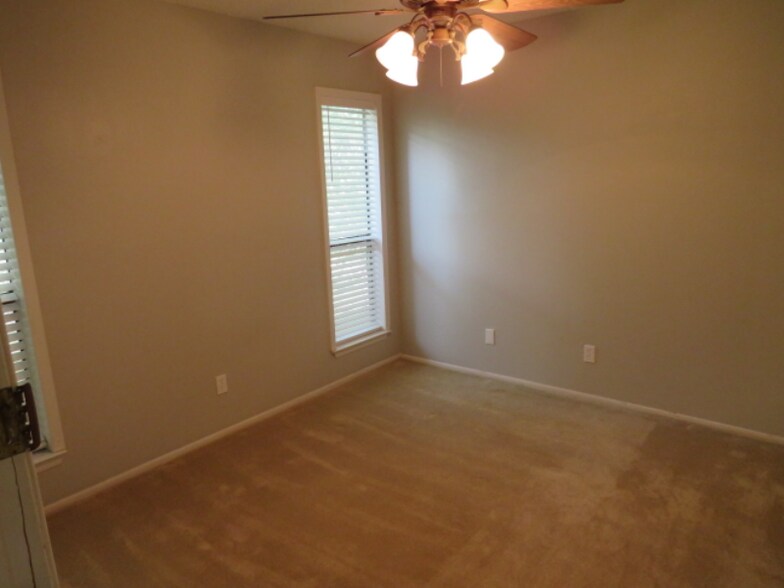 Building Photo - 3843 Barrington St