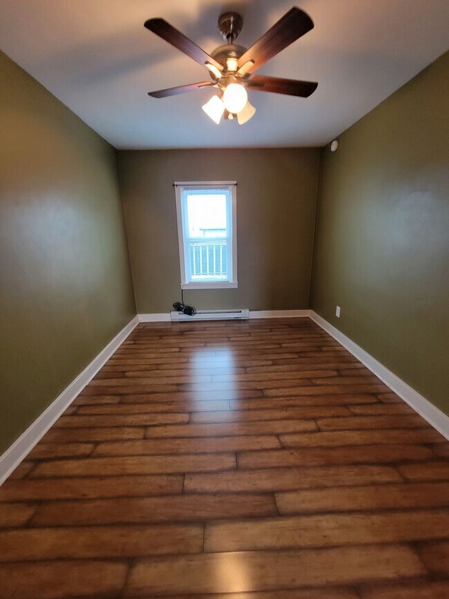 Building Photo - 5176-5178 Greenvillage Road