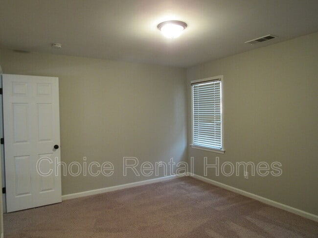 Building Photo - 1843 Russet Woods Ln