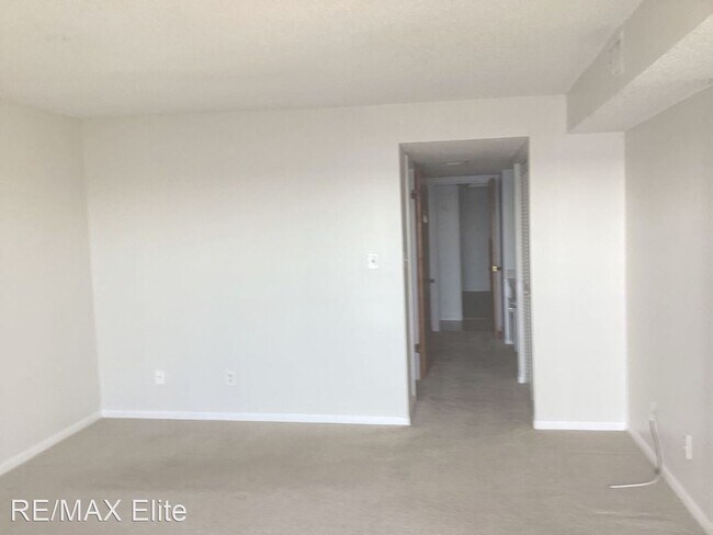 Building Photo - 2 br, 2 bath House - 200 Sykes Crk Pkwy A505