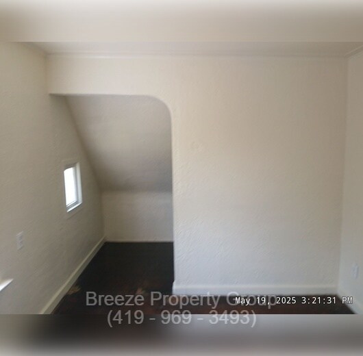 Building Photo - 2145 Dorr St