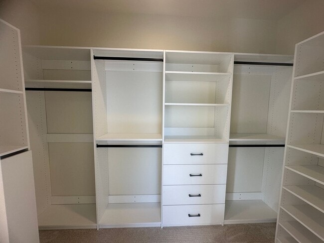 Building Photo - Beautiful New 4 Bedroom Home in Cedar City!