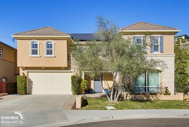 Building Photo - Beautifully Appointed 5Bdm 4Ba Home Located in San Marcos!