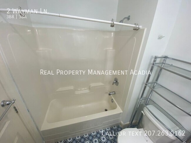 Building Photo - Beautiful Home in the Heart of Bar Harbor ...