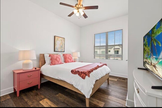 Building Photo - FOR RENT in LAFAYETTE!