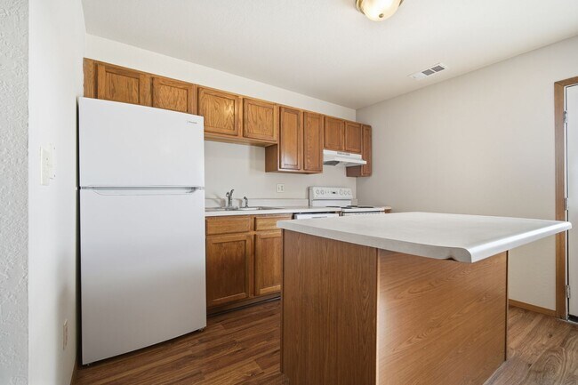 Interior Photo - Main &amp; Veterans Crossing