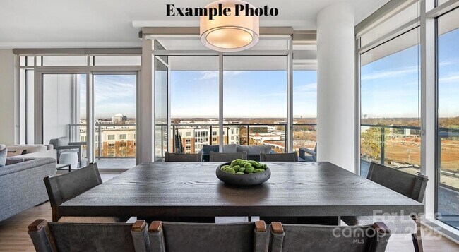 Building Photo - 4425 Sharon Rd