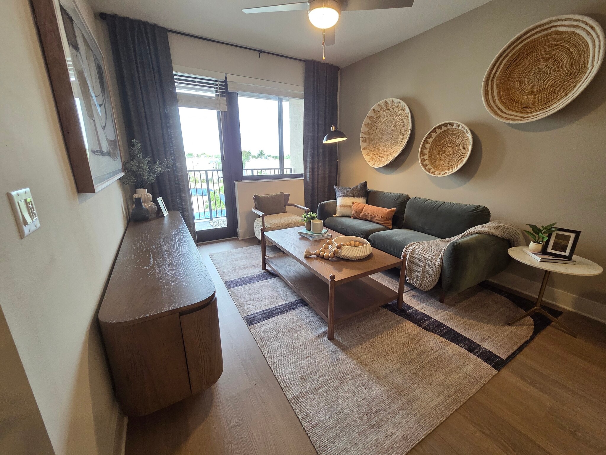 Building Photo - 6710 SW 29th St