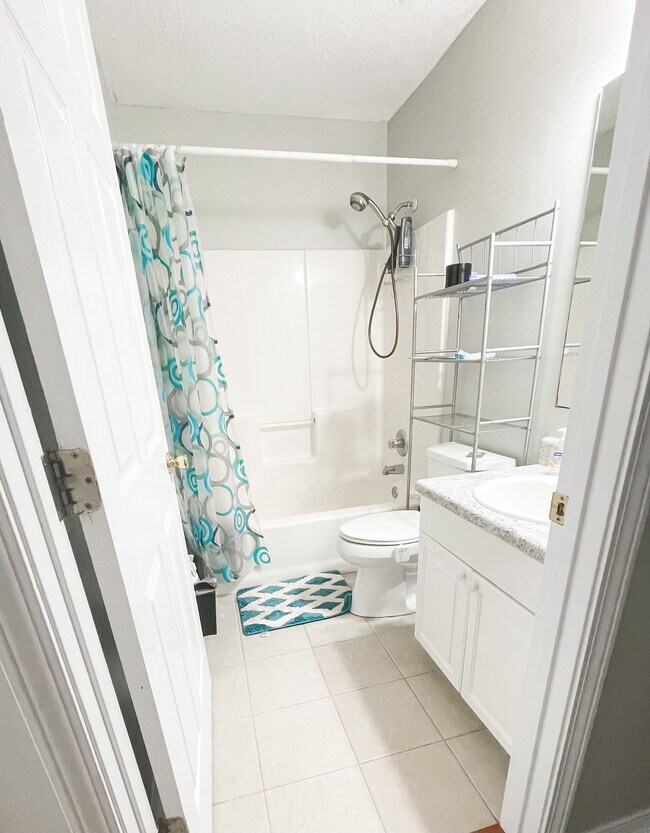 Building Photo - 1729 Shellfish Dr