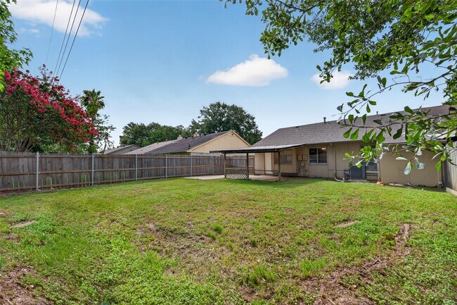 Building Photo - 2403 Autumn Springs Ln
