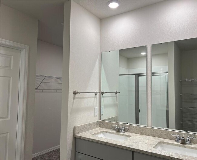 Building Photo - 17245 Cagan Crossings Blvd