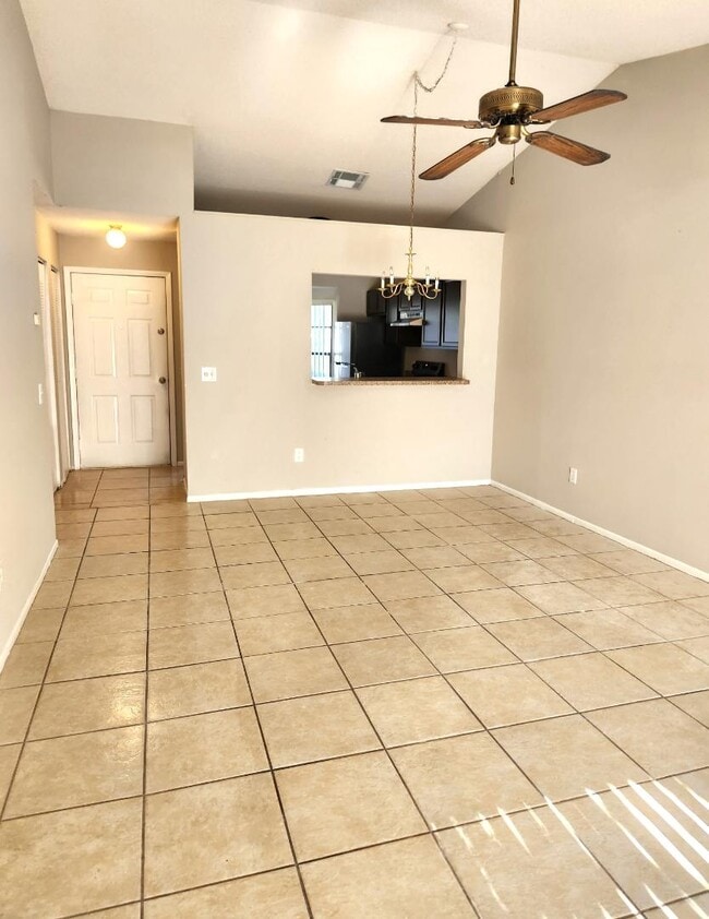Building Photo - 2913 Prince Oak Ct