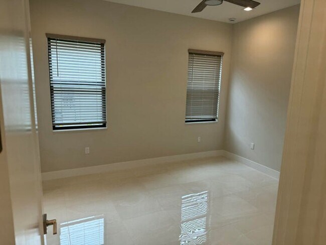 Building Photo - 10033 Stockrun Dr