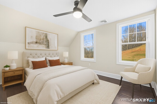 Building Photo - 2 Sherman Ave