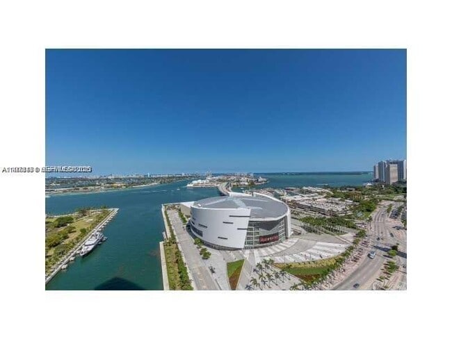 Building Photo - 888 Biscayne Blvd