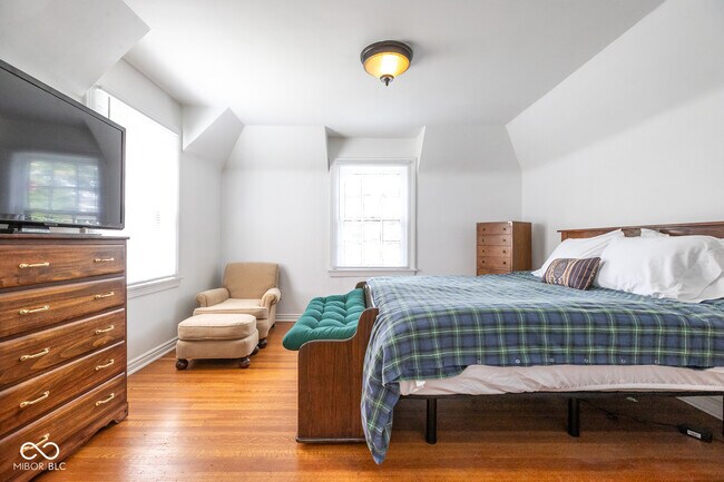 Building Photo - 3605 Hemlock Ave