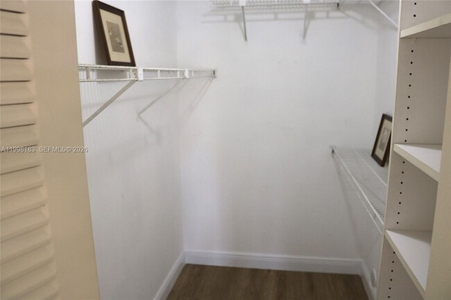 Building Photo - 401 Gardens Dr