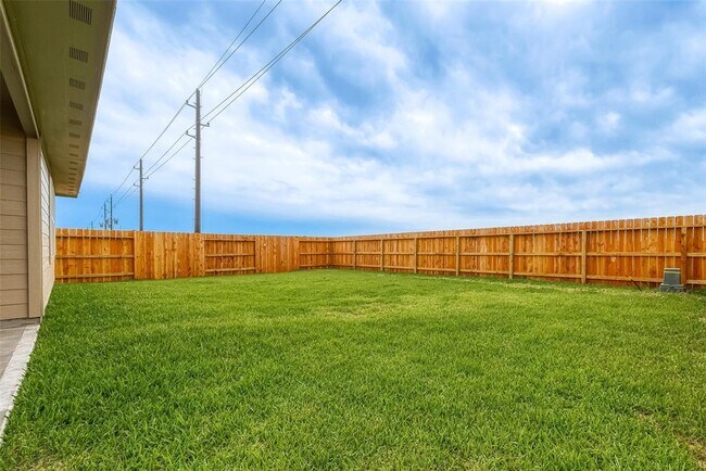 Building Photo - 3106 Elm Br Dr