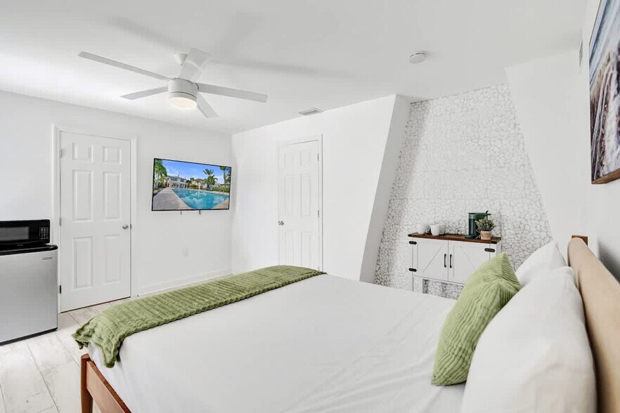 Building Photo - 901 N Federal Hwy