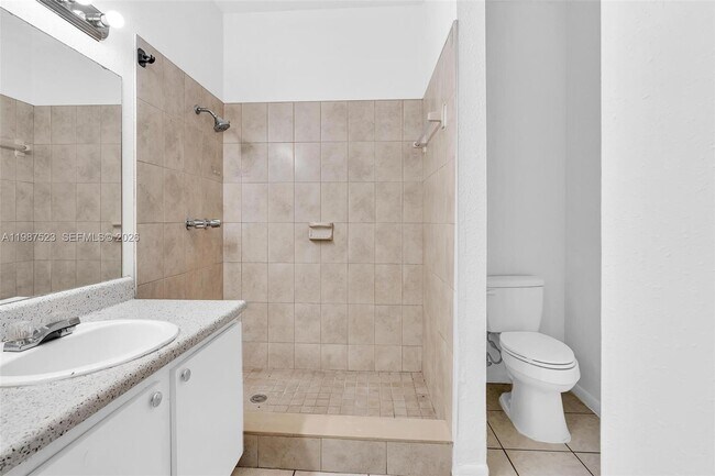 Building Photo - 1701 NW 96th Terrace