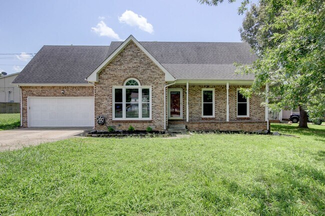 Building Photo - 180 Kings Deer Dr