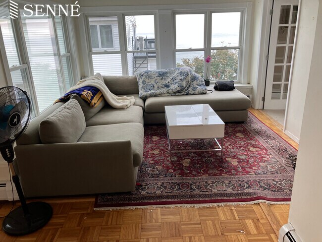 Building Photo - 71 Grovers Ave