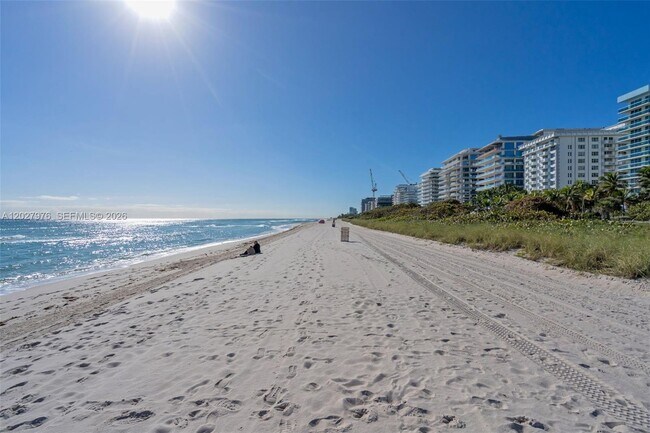 Building Photo - 9273 Collins Ave