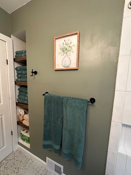 Building Photo - 4008 67th St