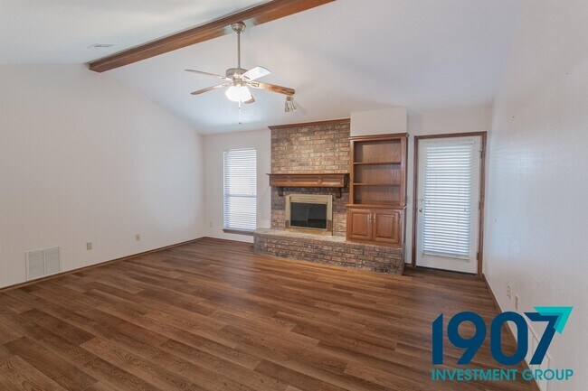 Building Photo - 1213 SW 133rd St