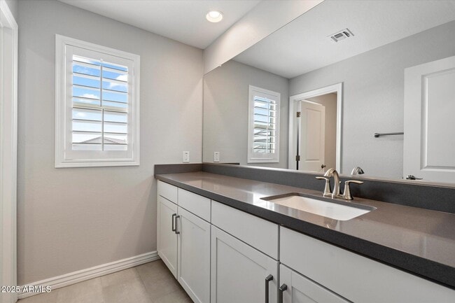 Building Photo - 25509 N 140th Dr