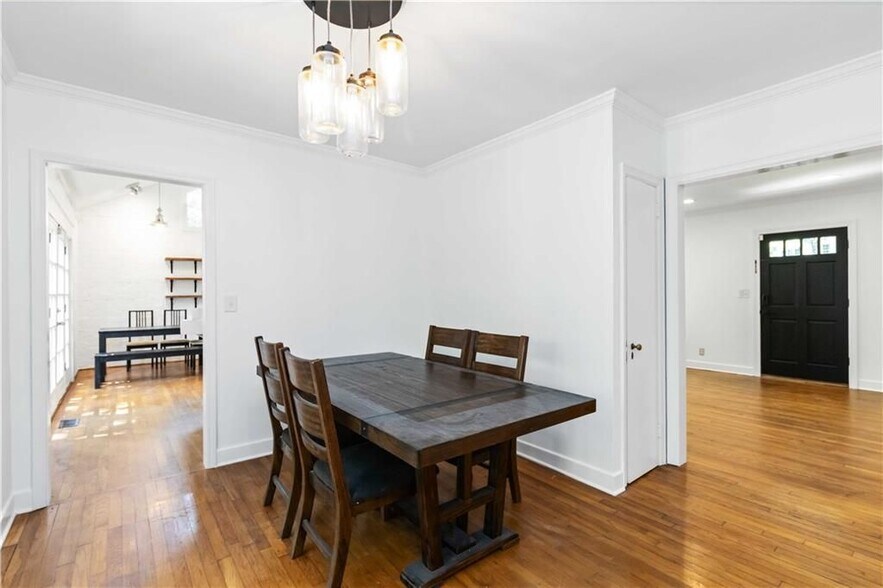 Building Photo - 2014 Westminster Way NE