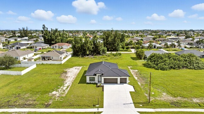 Building Photo - 2838 Tropicana Parkway W