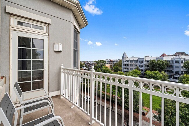 Building Photo - 30 Freedom Way