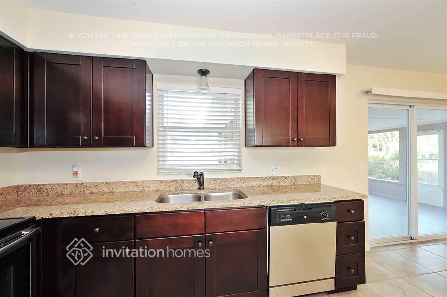 Building Photo - 108 57th St W