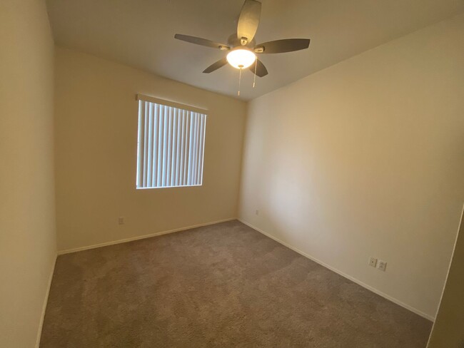 Building Photo - MOVE IN SPECIAL! Beautiful 2 Bedroom 2 Bat...