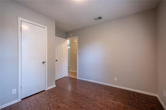 Building Photo - 12901 Chromite St