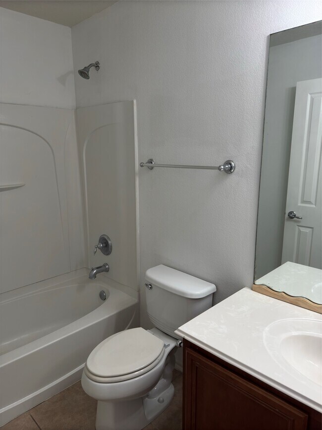Building Photo - 13600 Breton Ridge St