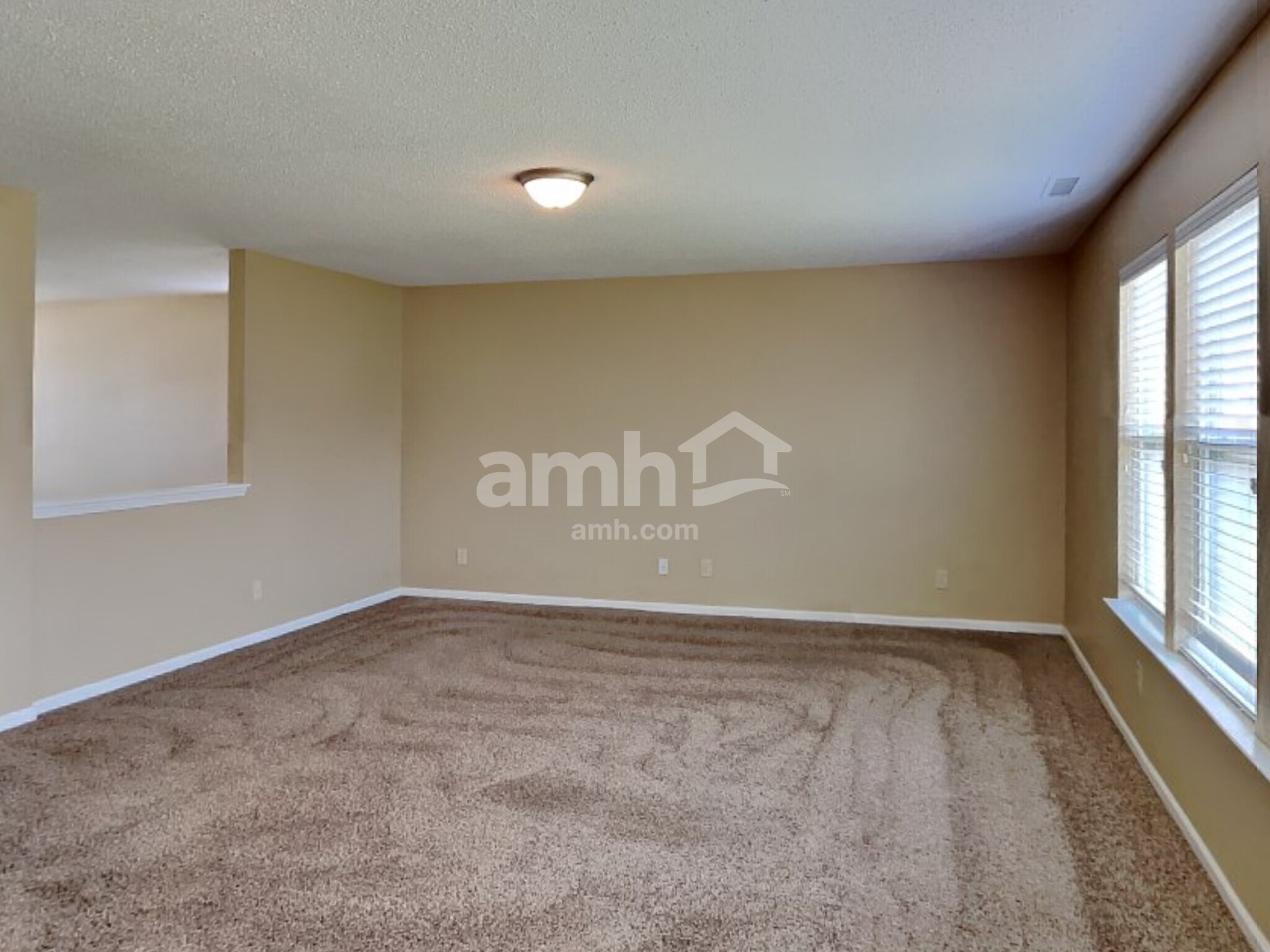 Building Photo - 9104 Cherry Grove Ct
