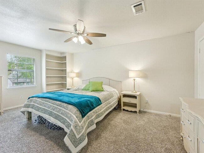 Building Photo - 15414 Lanswick Dr