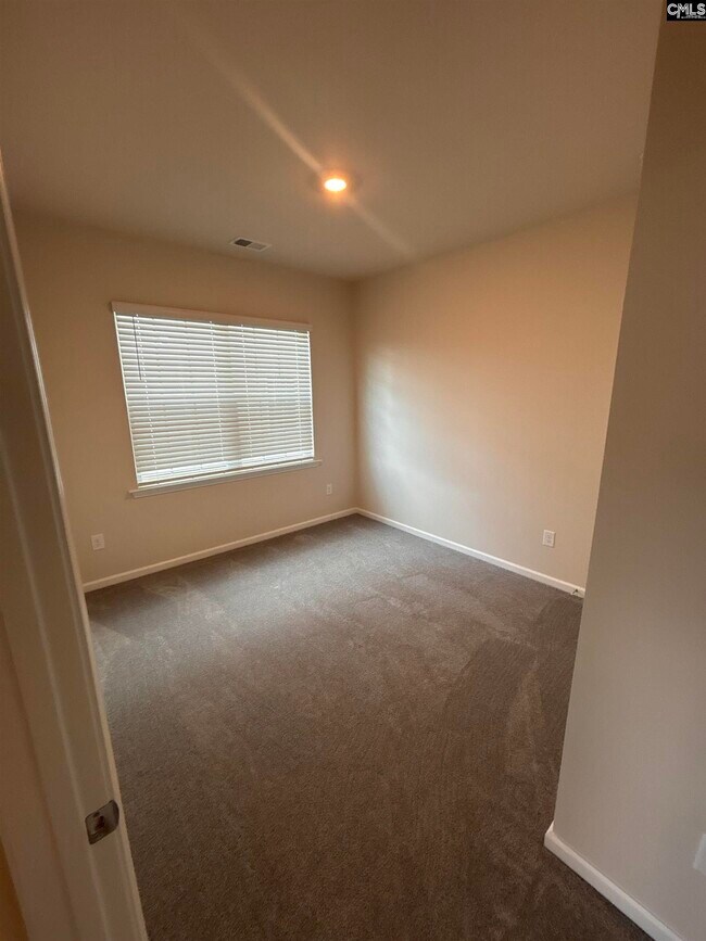 Building Photo - 138 Parkwood Ct