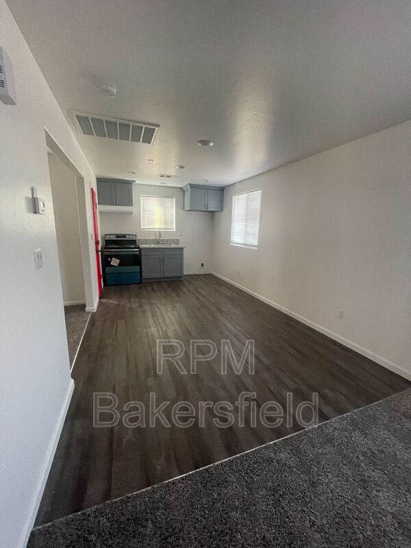 3027 Q St 3027 Q St Bakersfield CA 93301 Apartment Finder
