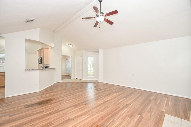 Building Photo - 10614 Sunswept Fields Ln